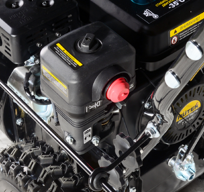 Снегоуборщик Huter SGC 6,8 в Красноярске