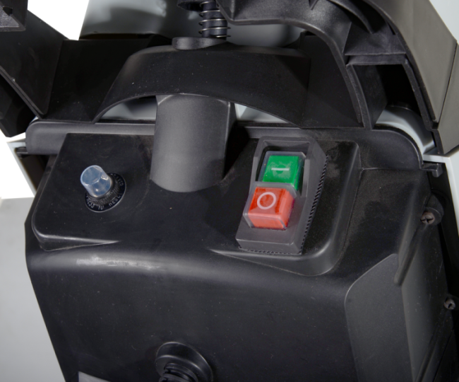 Садовый измельчитель Ресанта ИС-2500 в Красноярске Садовый измельчитель Ресанта ИС-2500 в Красноярске