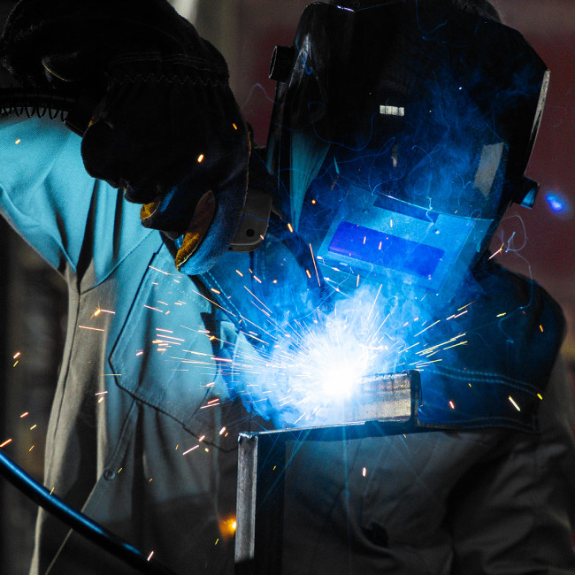 Аппарат инвертор. полуавтомат. cварки IMIG-160 Synergy, 160 А, ПВ 60%, катушка 5 кг Denzel в Красноярске