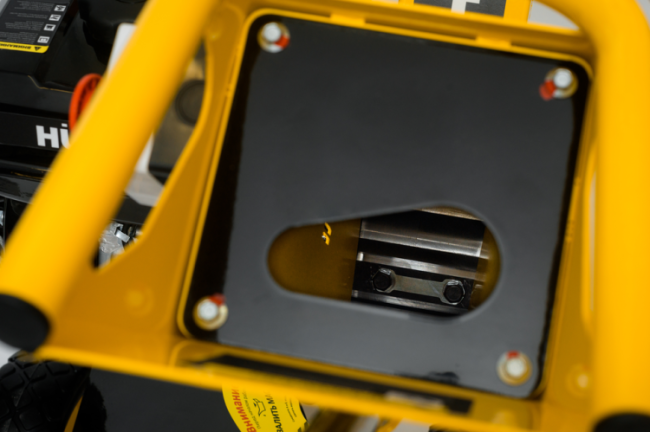 Бензиновый измельчитель Huter GSH-7800 в Красноярске Бензиновый измельчитель Huter GSH-7800 в Красноярске