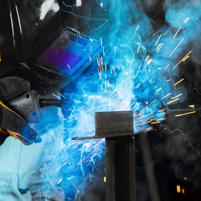 Аппарат инвертор. полуавтомат. cварки IMIG-200, 200 А, ПВ 60%, катушка 5 кг Denzel в Красноярске