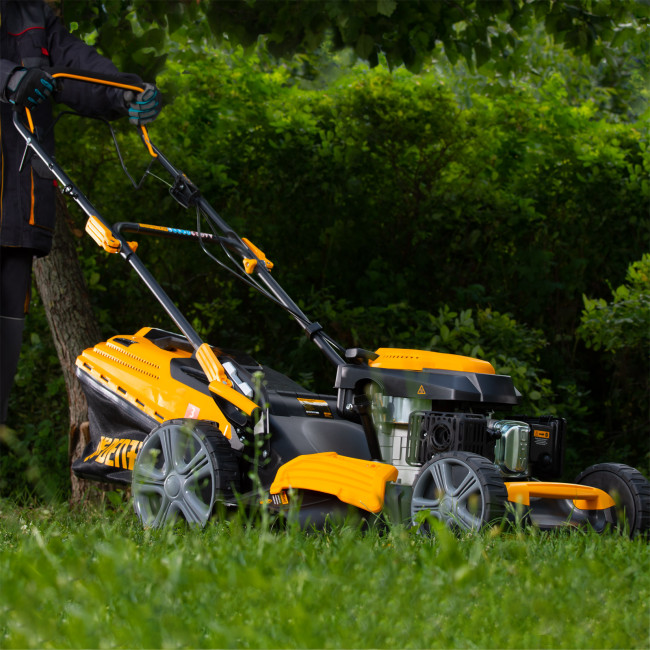 Газонокосилка бензиновая GLD-520SP, 196 куб.см, ширина 52 см, привод, 7 уровней,травосборник 60 л Denzel в Красноярске Газонокосилка бензиновая GLD-520SP, 196 куб.см, ширина 52 см, привод, 7 уровней,травосборник 60 л Denzel в Красноярске