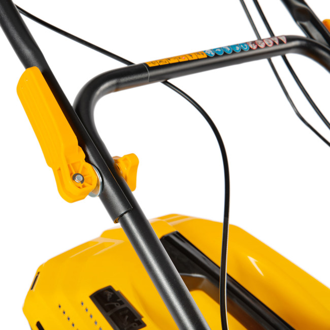 Газонокосилка бензиновая GLD-520SP-BS, 163 см3, Briggs Stratton, ширина 52 см, привод, 60 л Denzel в Красноярске Газонокосилка бензиновая GLD-520SP-BS, 163 см3, Briggs Stratton, ширина 52 см, привод, 60 л Denzel в Красноярске