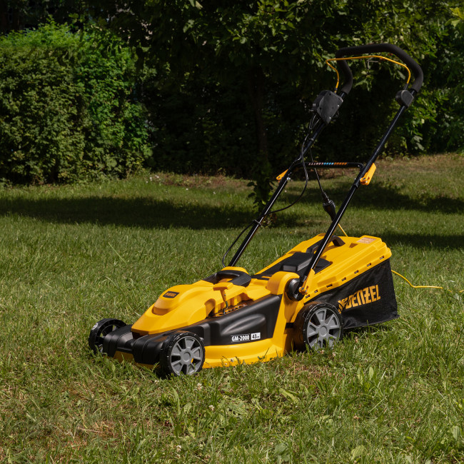 Газонокосилка электрическая GM-2000, 2000 Вт, ширина 43 см, 6 уровней, травосборник 45 л. Denzel в Красноярске Газонокосилка электрическая GM-2000, 2000 Вт, ширина 43 см, 6 уровней, травосборник 45 л. Denzel в Красноярске
