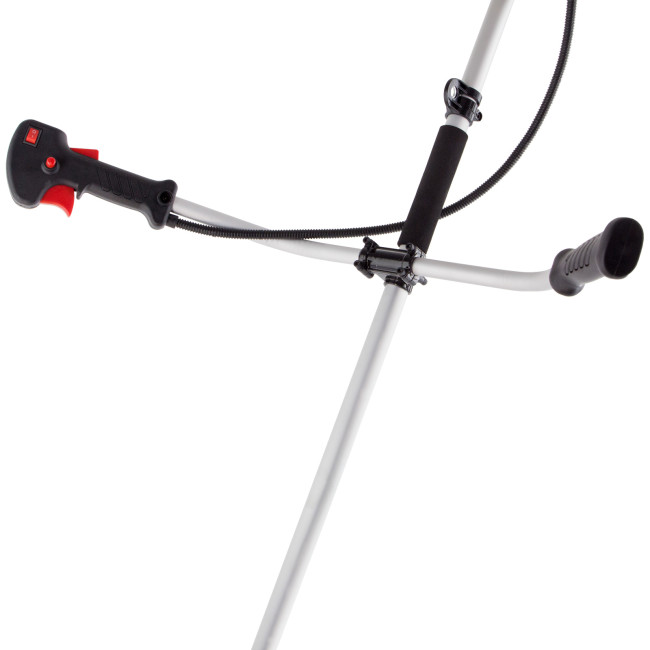 Триммер бензиновый DT 33S, 33 см3, 1.8 л. с, разъемная штанга, состоит из 2 частей Denzel в Красноярске