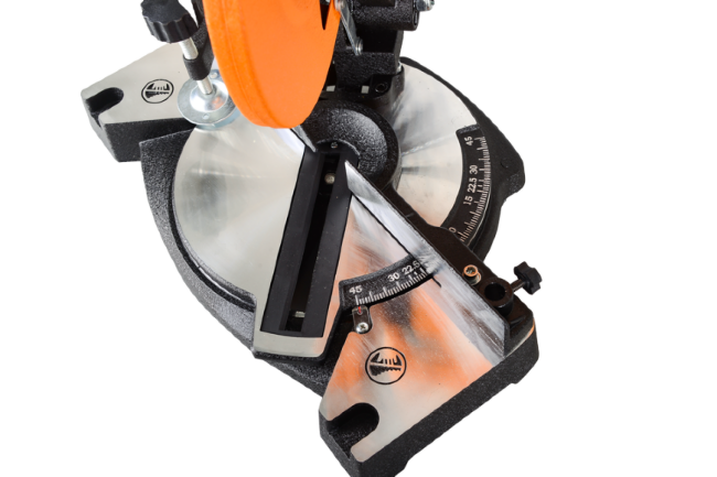 Торцовочная пила ВИХРЬ ПТ-210 в Красноярске Торцовочная пила ВИХРЬ ПТ-210 в Красноярске