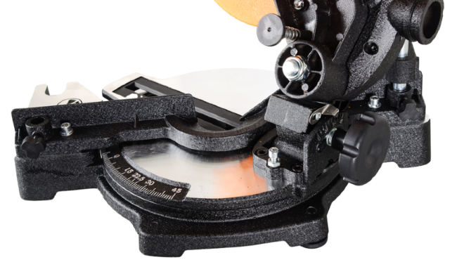 Торцовочная пила ВИХРЬ ПТ-210 в Красноярске Торцовочная пила ВИХРЬ ПТ-210 в Красноярске