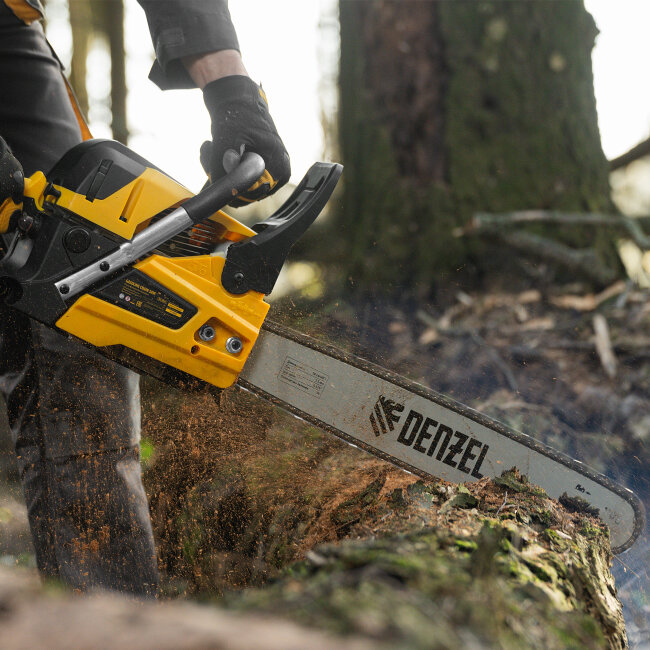 Пила цепная бензиновая DS-5820, шина 50 см, 58 см3, 3.6 л.с, шаг 0,325, паз 1,5 мм, 76 звеньев Denzel в Красноярске