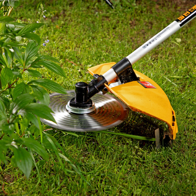 Триммер бензиновый DT 43S, 43 см3, 2.5 л. с, разъемная штанга, состоит из 2 частей Denzel в Красноярске