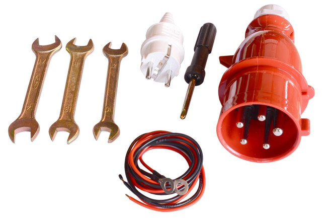 Дизель генератор TSS SDG 6000EHA с АВР в Красноярске