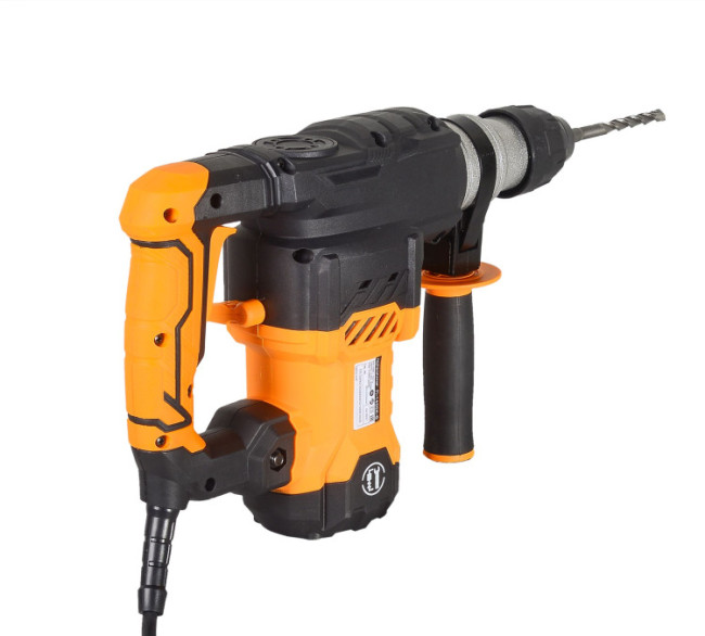 Перфоратор ВИХРЬ П-1400К-В в Красноярске Перфоратор ВИХРЬ П-1400К-В в Красноярске