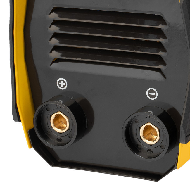 Аппарат инверторный дуговой сварки DS-180 Compact, 180 А, ПВ 70%, диаметр электрода 1.6-4 мм Denzel в Красноярске Аппарат инверторный дуговой сварки DS-180 Compact, 180 А, ПВ 70%, диаметр электрода 1.6-4 мм Denzel в Красноярске