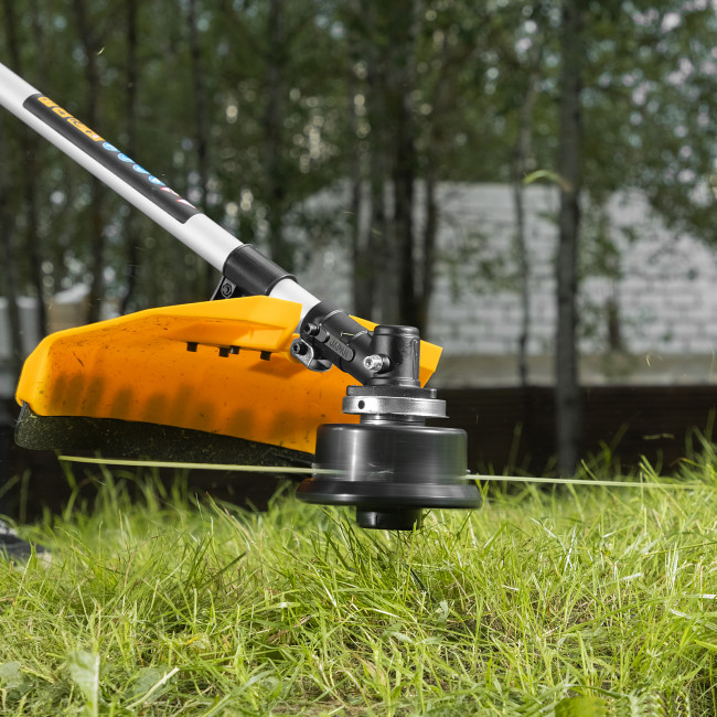 Триммер бензиновый DGT 250, 25 см3, 1.3 л. с, неразъемная штанга, состоит из 2 частей Denzel в Красноярске