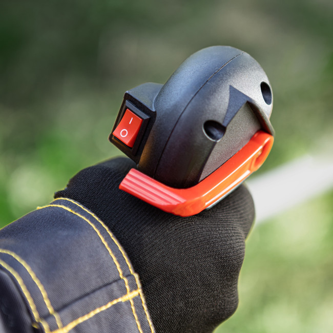 Триммер бензиновый DGT 330, 33 см3, 1.8 л. с, неразъемная штанга, состоит из 2 частей Denzel в Красноярске