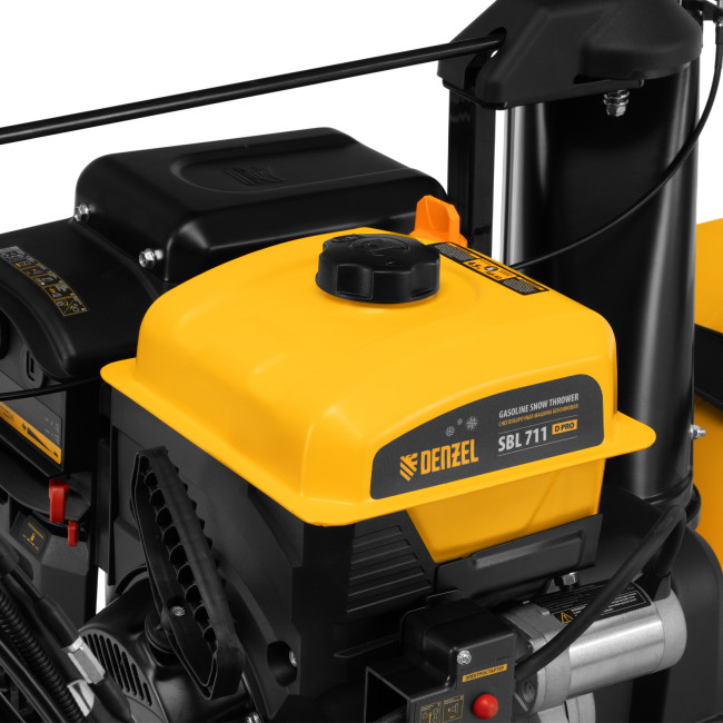Бензиновая снегоуборочная машина SBL 711D PRO, 302cc, эл.старт, фара, обогрев, блок. дифф. Denzel в Красноярске Бензиновая снегоуборочная машина SBL 711D PRO, 302cc, эл.старт, фара, обогрев, блок. дифф. Denzel в Красноярске