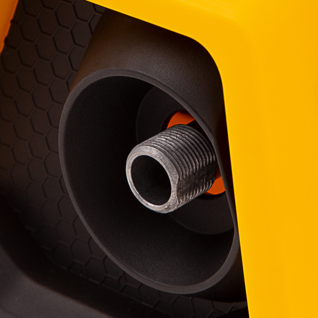 Моечная машина высокого давления R-180i, 2400 Вт, 180 бар, 7.5 л/мин, асинхронный двигатель Denzel в Красноярске Моечная машина высокого давления R-180i, 2400 Вт, 180 бар, 7.5 л/мин, асинхронный двигатель Denzel в Красноярске