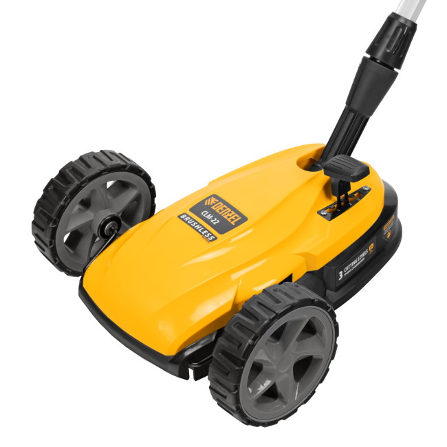 Портативная аккумуляторная газонокосилка CLM-22, Li-ion, 20В, 220 мм // Denzel в Красноярске Портативная аккумуляторная газонокосилка CLM-22, Li-ion, 20В, 220 мм // Denzel в Красноярске