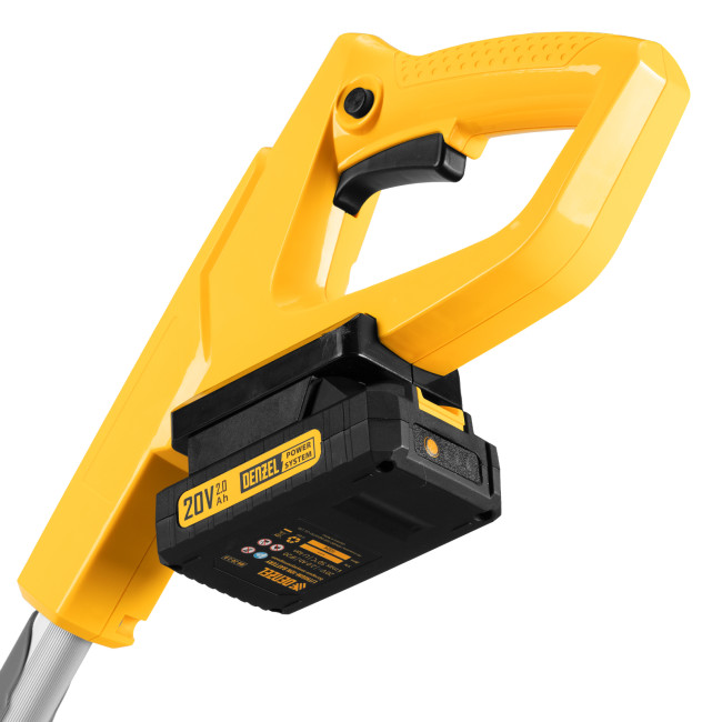 Портативная аккумуляторная газонокосилка CLM-22, Li-ion, 20В, 220 мм // Denzel в Красноярске Портативная аккумуляторная газонокосилка CLM-22, Li-ion, 20В, 220 мм // Denzel в Красноярске