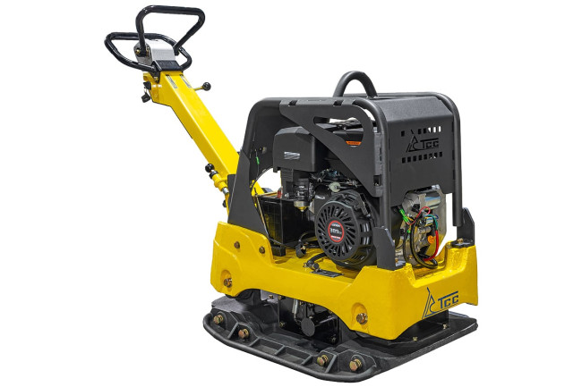 Виброплита реверсивная TSS-CP-320L (гидравлический привод, электростарт, АКБ) в Красноярске Виброплита реверсивная TSS-CP-320L (гидравлический привод, электростарт, АКБ) в Красноярске