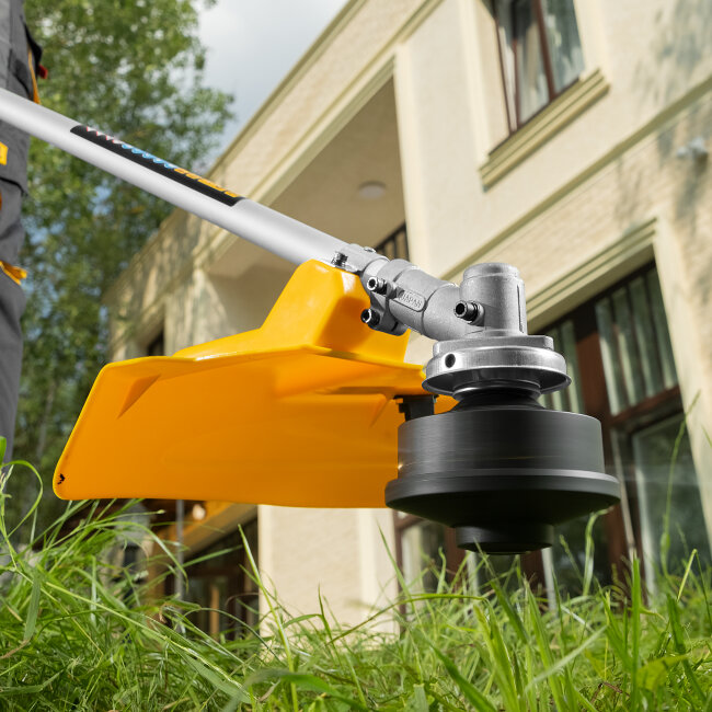 Триммер электрический TE-1200, 1200 Вт, 380 мм, катушка + диск, разборная штанга Denzel в Красноярске Триммер электрический TE-1200, 1200 Вт, 380 мм, катушка + диск, разборная штанга Denzel в Красноярске