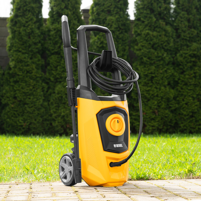 Моечная машина высокого давления R-170, 2000 Вт, 170 бар, 360 л/ч, колесная Denzel в Красноярске