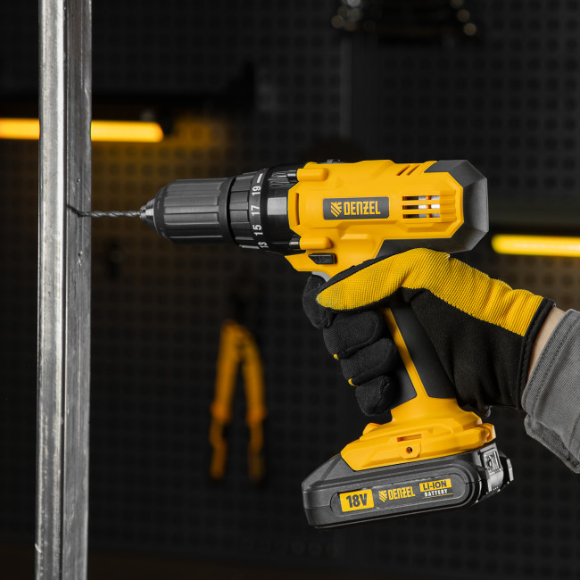 Дрель-шуруповерт аккумуляторная CDL-IB-18-02, Li-Ion, 18 В, 2 акк. Denzel в Красноярске