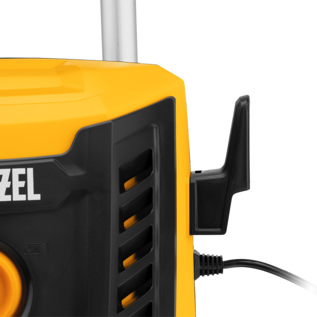 Моечная машина высокого давления R-180, 2200 Вт, 180 бар, 380 л/ч, колесная Denzel в Красноярске Моечная машина высокого давления R-180, 2200 Вт, 180 бар, 380 л/ч, колесная Denzel в Красноярске