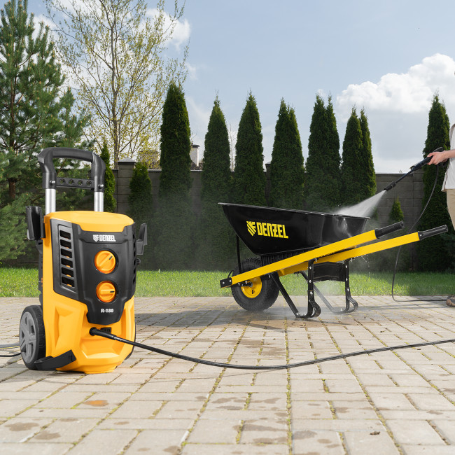 Моечная машина высокого давления R-180, 2200 Вт, 180 бар, 380 л/ч, колесная Denzel в Красноярске Моечная машина высокого давления R-180, 2200 Вт, 180 бар, 380 л/ч, колесная Denzel в Красноярске