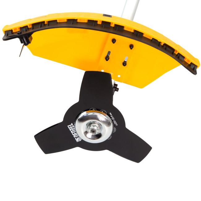 Триммер бензиновый DR-33, 33 см3, неразъемная штанга, состоит из 2 частей Denzel в Красноярске Триммер бензиновый DR-33, 33 см3, неразъемная штанга, состоит из 2 частей Denzel в Красноярске