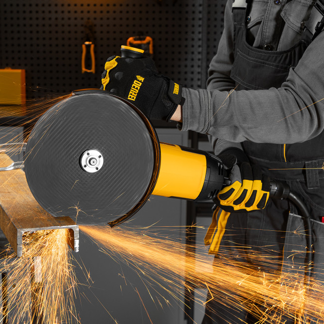 Машина шлифовальная угловая AG230-2400, 2400 Вт, 230 мм, 6000 об/мин Denzel в Красноярске Машина шлифовальная угловая AG230-2400, 2400 Вт, 230 мм, 6000 об/мин Denzel в Красноярске