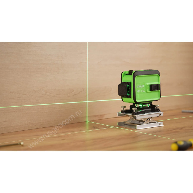 Лазерный уровень RGK PR-38G с калибровкой в Красноярске