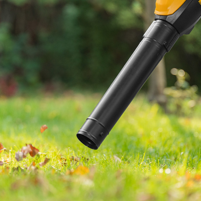 Воздуходувка аккумуляторная RB180-36, Li-ion, 36 В, 4 Ач, 180 км/ч, 820 м3/ч Denzel в Красноярске Воздуходувка аккумуляторная RB180-36, Li-ion, 36 В, 4 Ач, 180 км/ч, 820 м3/ч Denzel в Красноярске