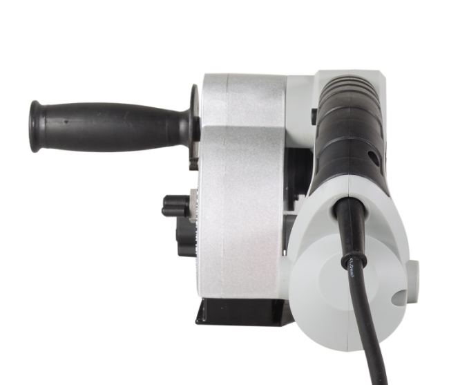 Штроборез электрический Ресанта ШТ-30/1600 (125мм) в Красноярске Штроборез электрический Ресанта ШТ-30/1600 (125мм) в Красноярске