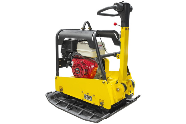 Виброплита реверсивная TSS-WP330YH (гидравлический привод) в Красноярске Виброплита реверсивная TSS-WP330YH (гидравлический привод) в Красноярске