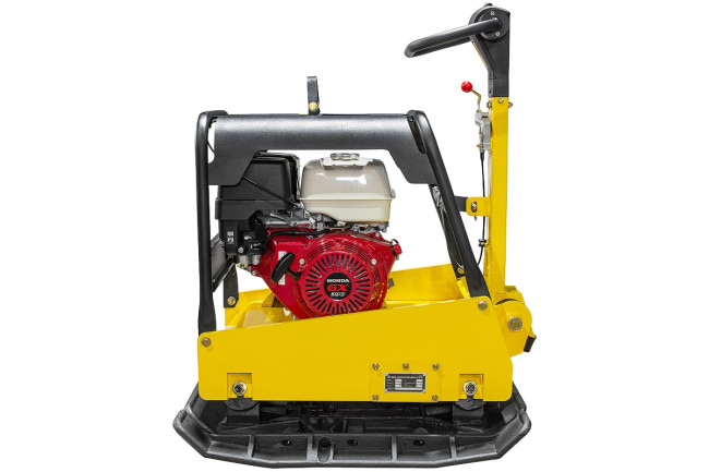 Виброплита реверсивная TSS-WP330YH (гидравлический привод) в Красноярске Виброплита реверсивная TSS-WP330YH (гидравлический привод) в Красноярске