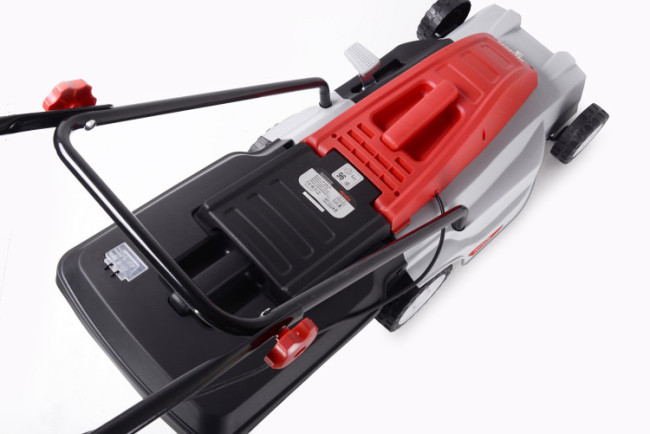 Электрическая газонокосилка Ресанта КР-2000 ЭП в Красноярске Электрическая газонокосилка Ресанта КР-2000 ЭП в Красноярске