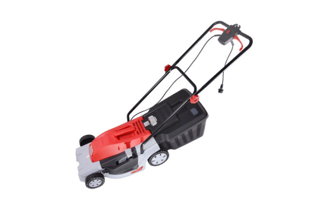 Электрическая газонокосилка Ресанта КР-2000 ЭП в Красноярске Электрическая газонокосилка Ресанта КР-2000 ЭП в Красноярске