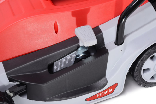 Электрическая газонокосилка Ресанта КР-2000 ЭП в Красноярске Электрическая газонокосилка Ресанта КР-2000 ЭП в Красноярске