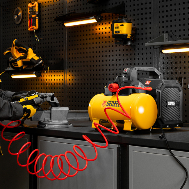 Компрессор  DLS750/6 безмасляный малошумный 750 Вт, 140 л/мин,ресивер 6 л Denzel в Красноярске