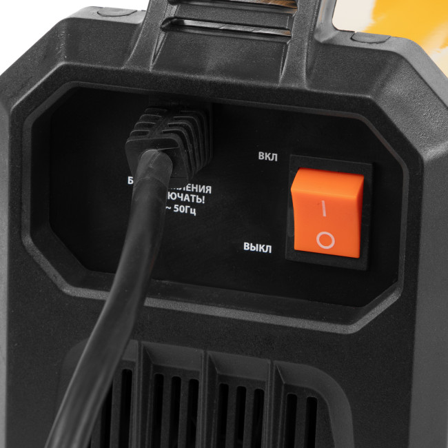 Аппарат инвертор. дуговой сварки DM-200 Standart, 200 А, ПВ 60% Denzel в Красноярске Аппарат инвертор. дуговой сварки DM-200 Standart, 200 А, ПВ 60% Denzel в Красноярске