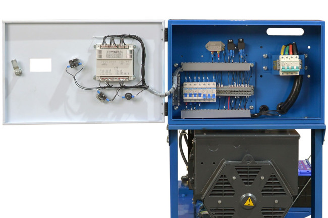 Дизельный генератор ТСС ЭД-30-Т400 в погодозащитном кожухе на прицепе в Красноярске Дизельный генератор ТСС ЭД-30-Т400 в погодозащитном кожухе на прицепе в Красноярске
