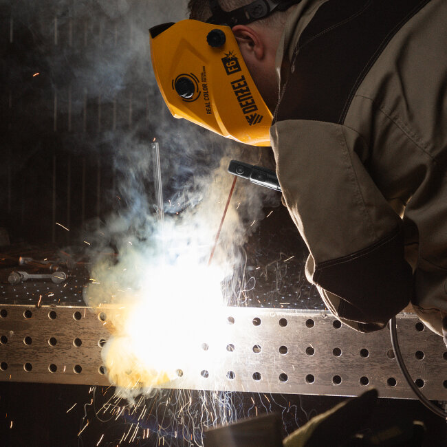 Аппарат инвертор. дуговой сварки DM-220 Standart, 220 А, ПВ 60% Denzel в Красноярске